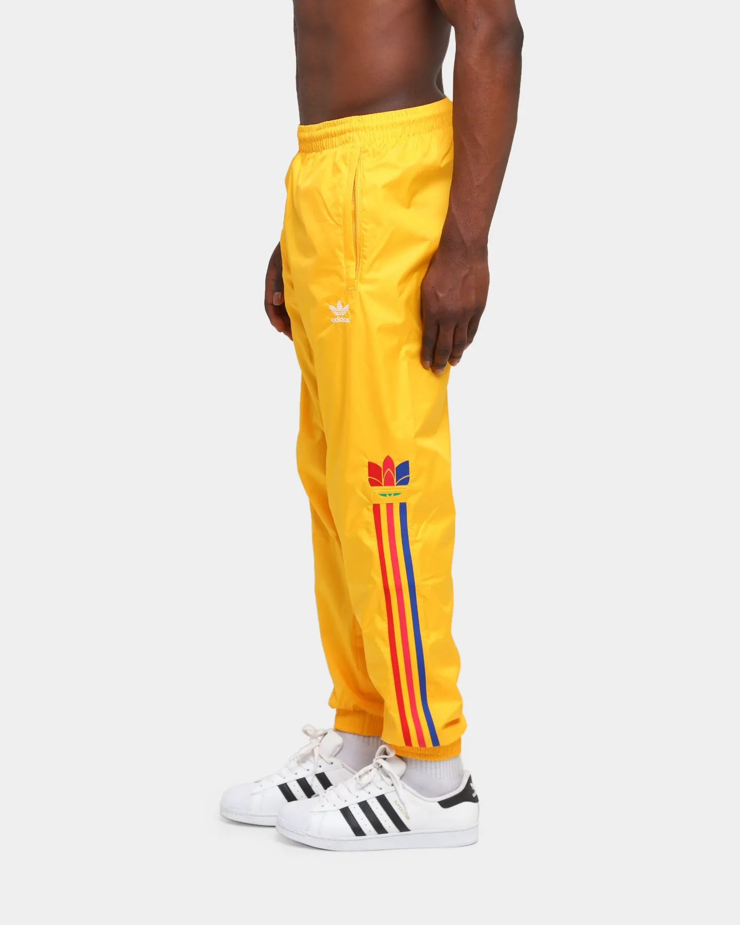 Adidas 3D Trefoil 3 Stripe Trackpant Gold