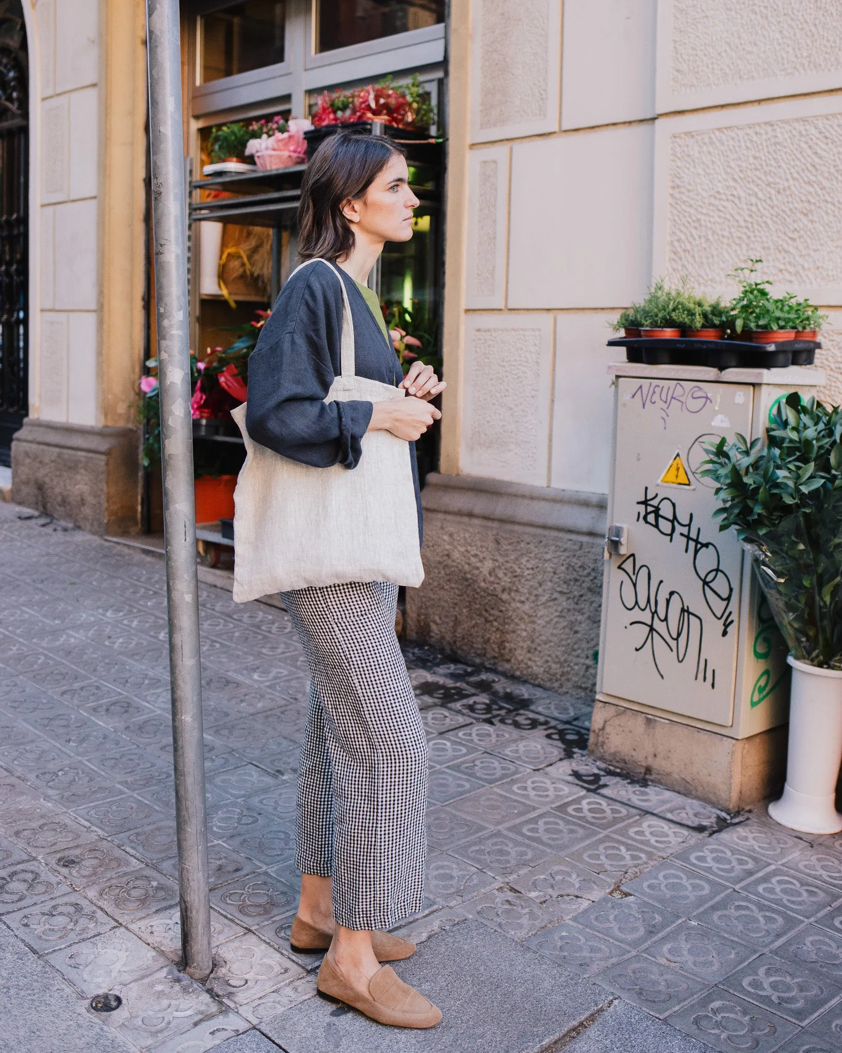 Book Lover's Linen Tote Bag / Gift Bag (in Heavy Beige)
