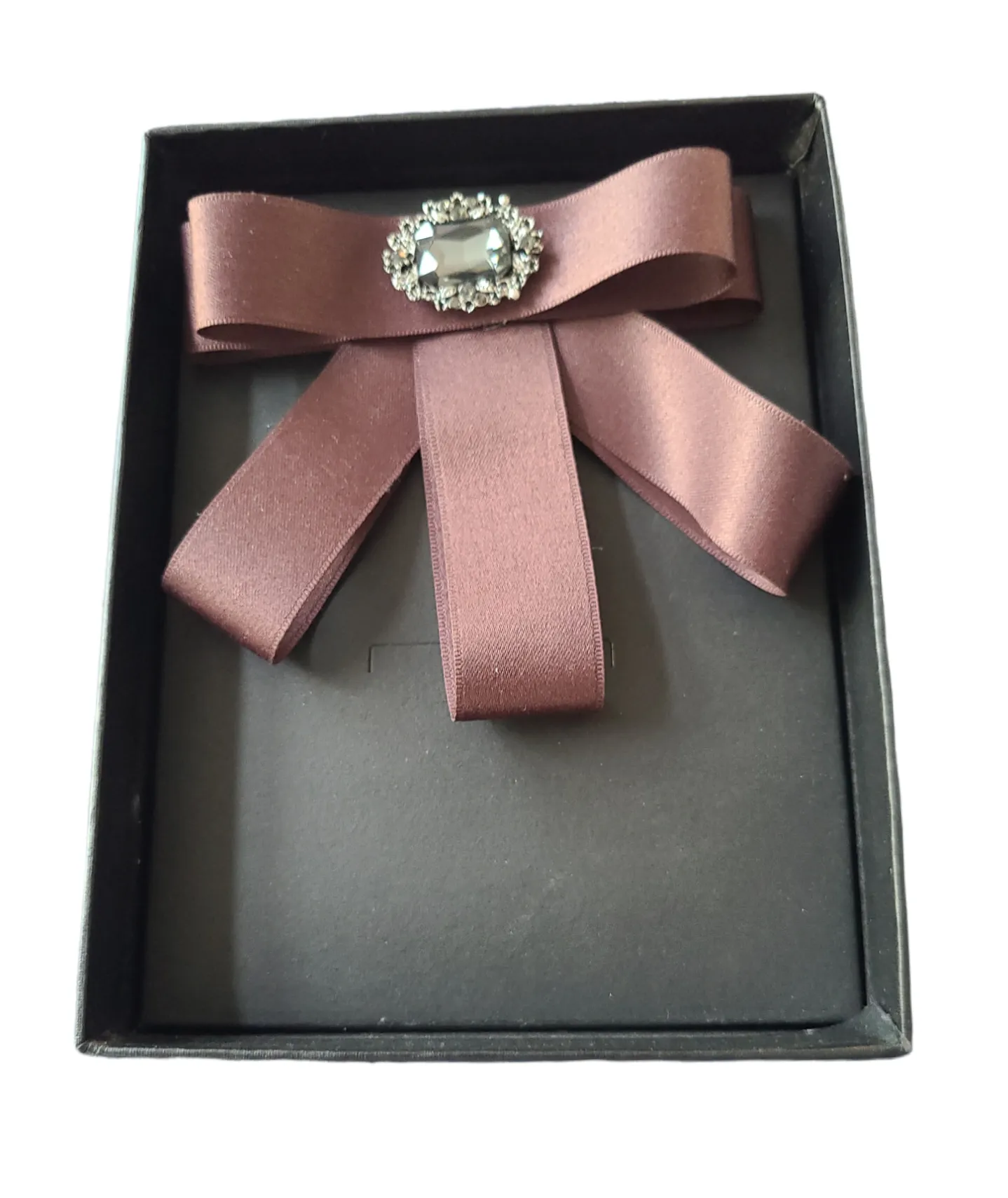 Brand Q Brooch Bow Tie