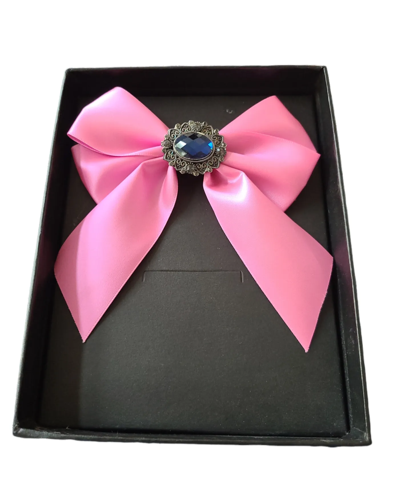 Brand Q Brooch Bow Tie