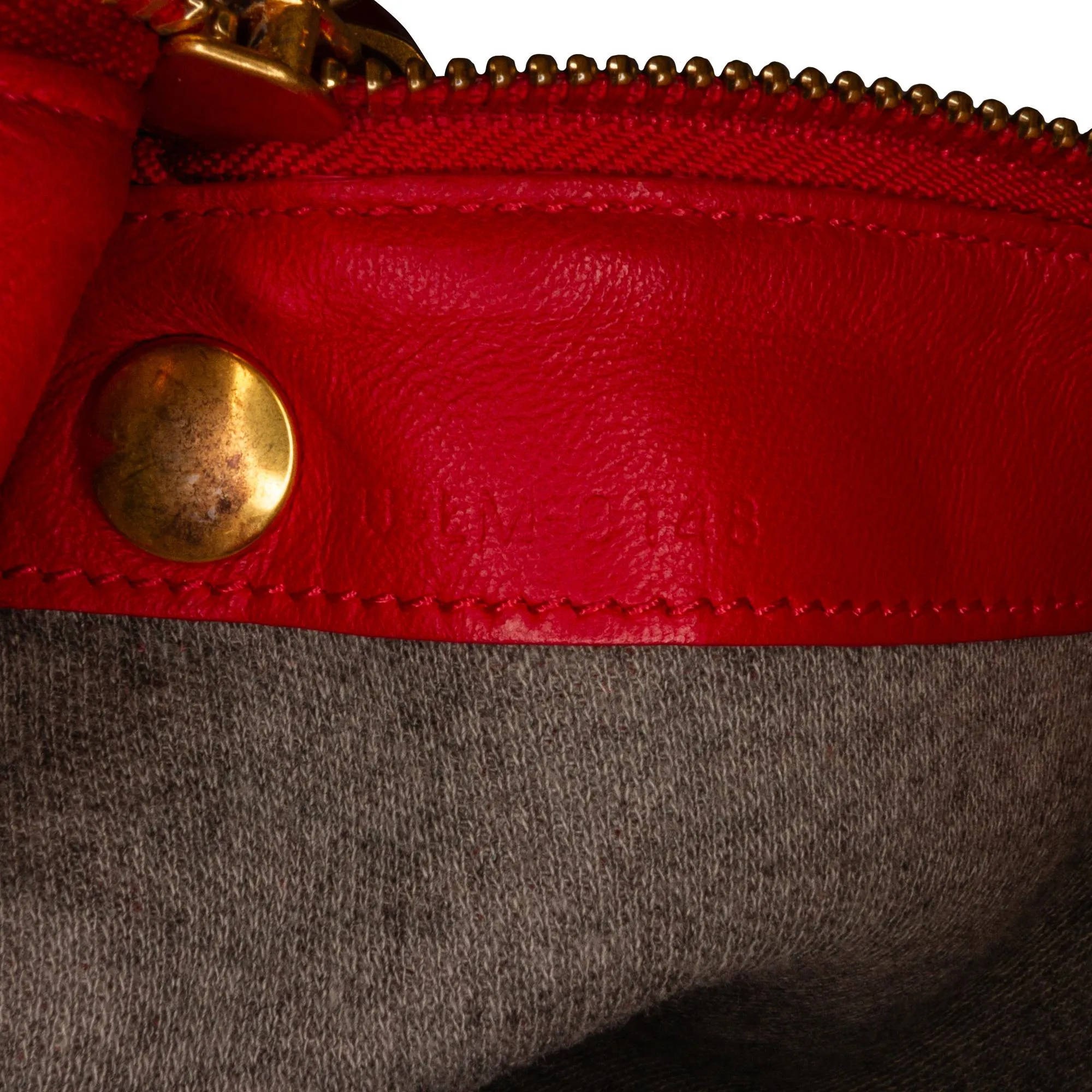 Celine Large Trio Crossbody Bag (SHG-xSW9Nu)