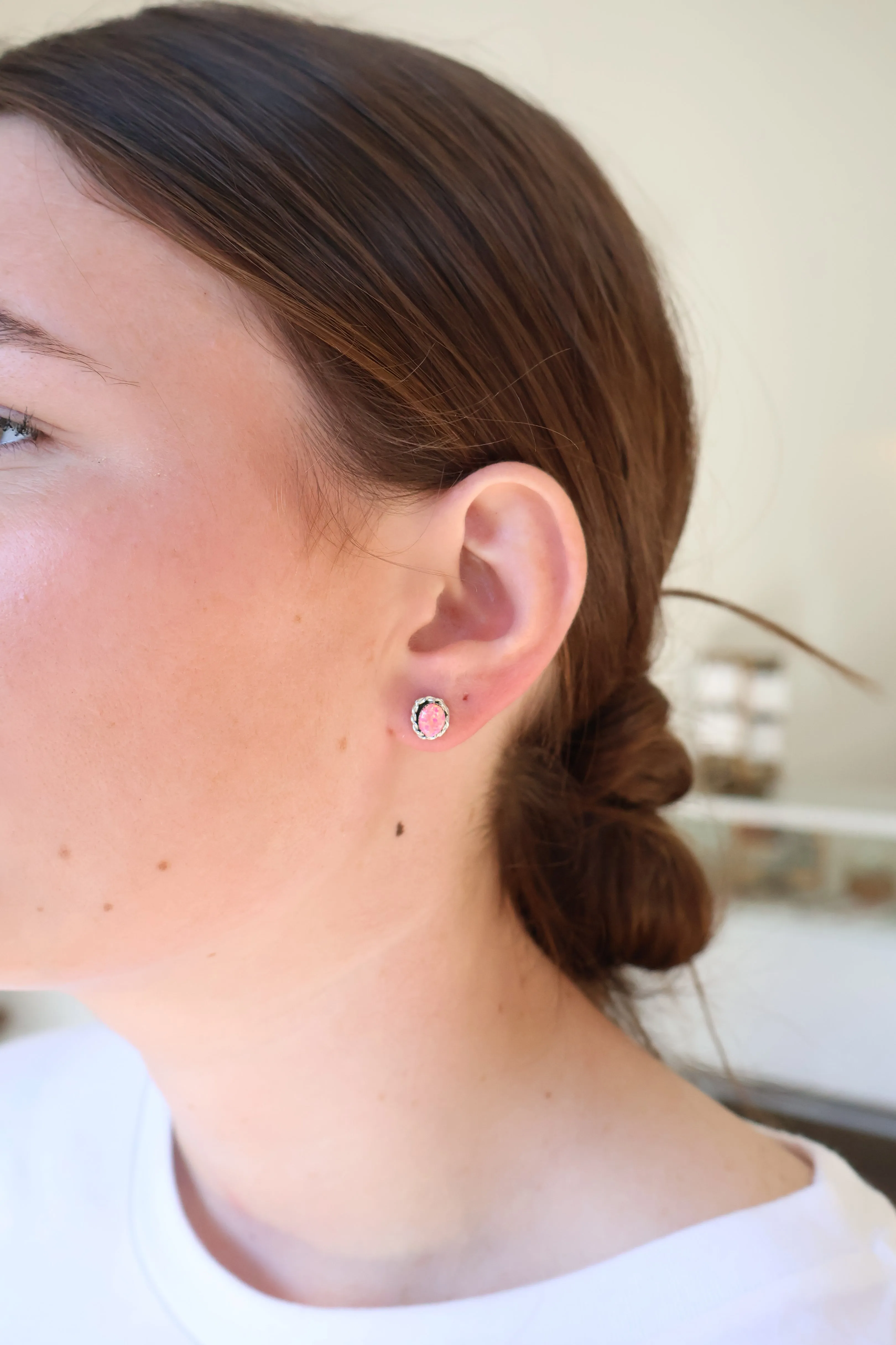 Double Twist Oval Studs - Pink
