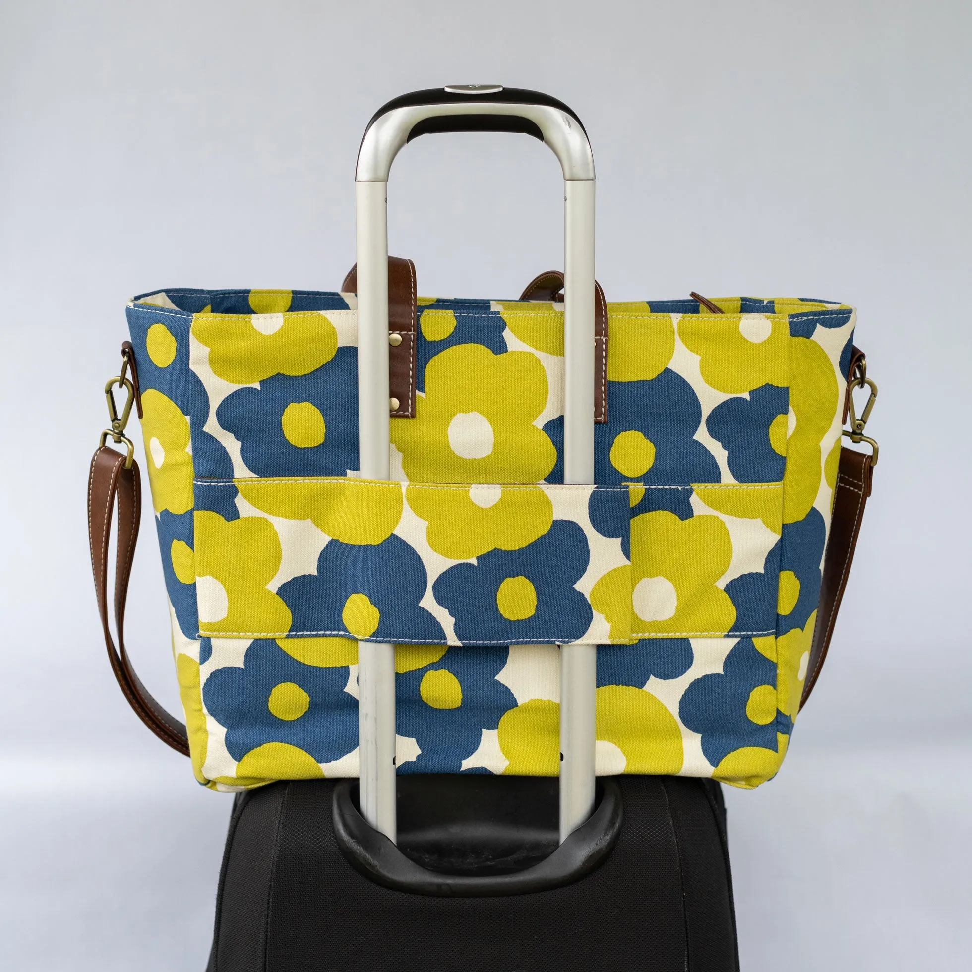 Essential Tote - Hana