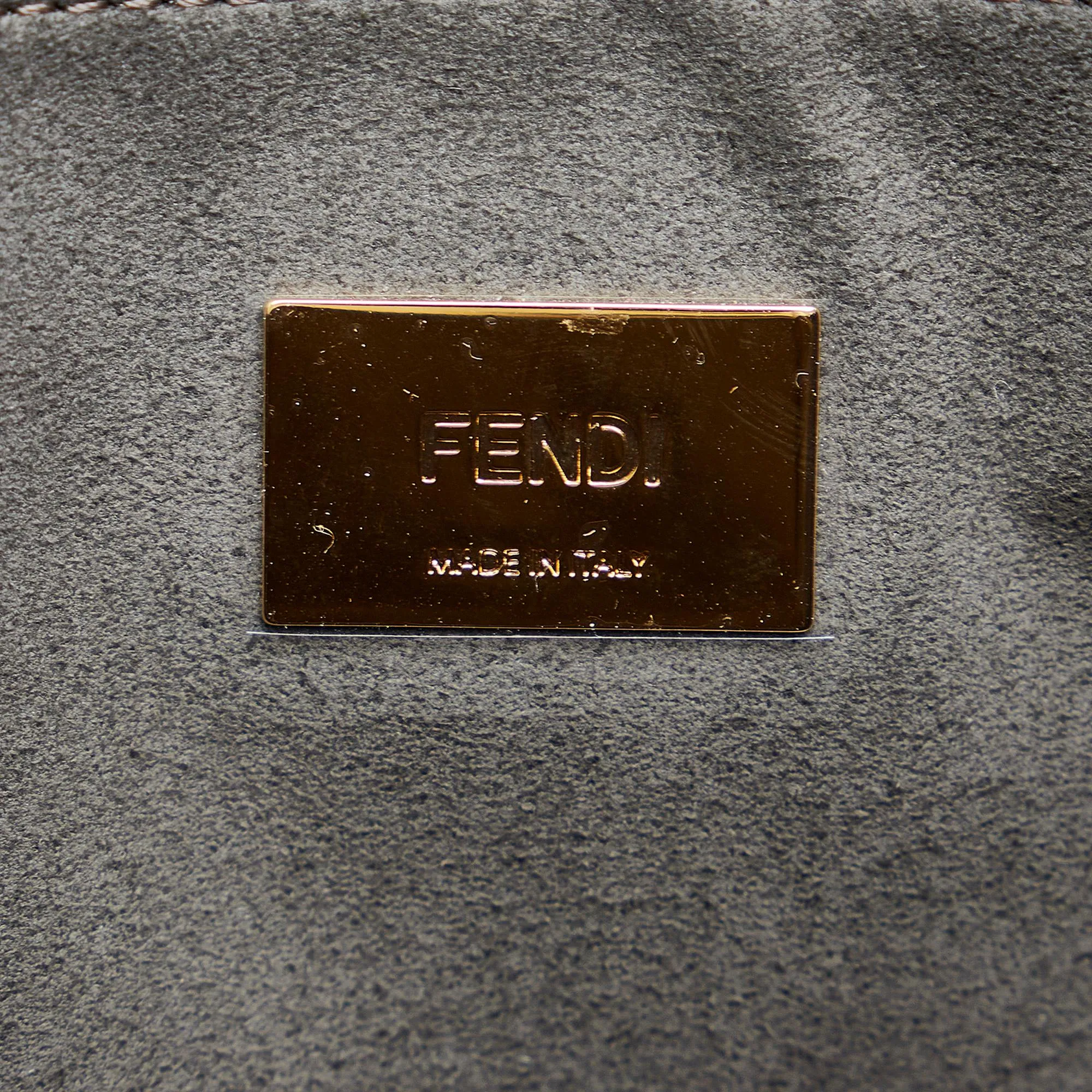 Fendi Medium Glacier FF Tote (SHG-UPL37F)