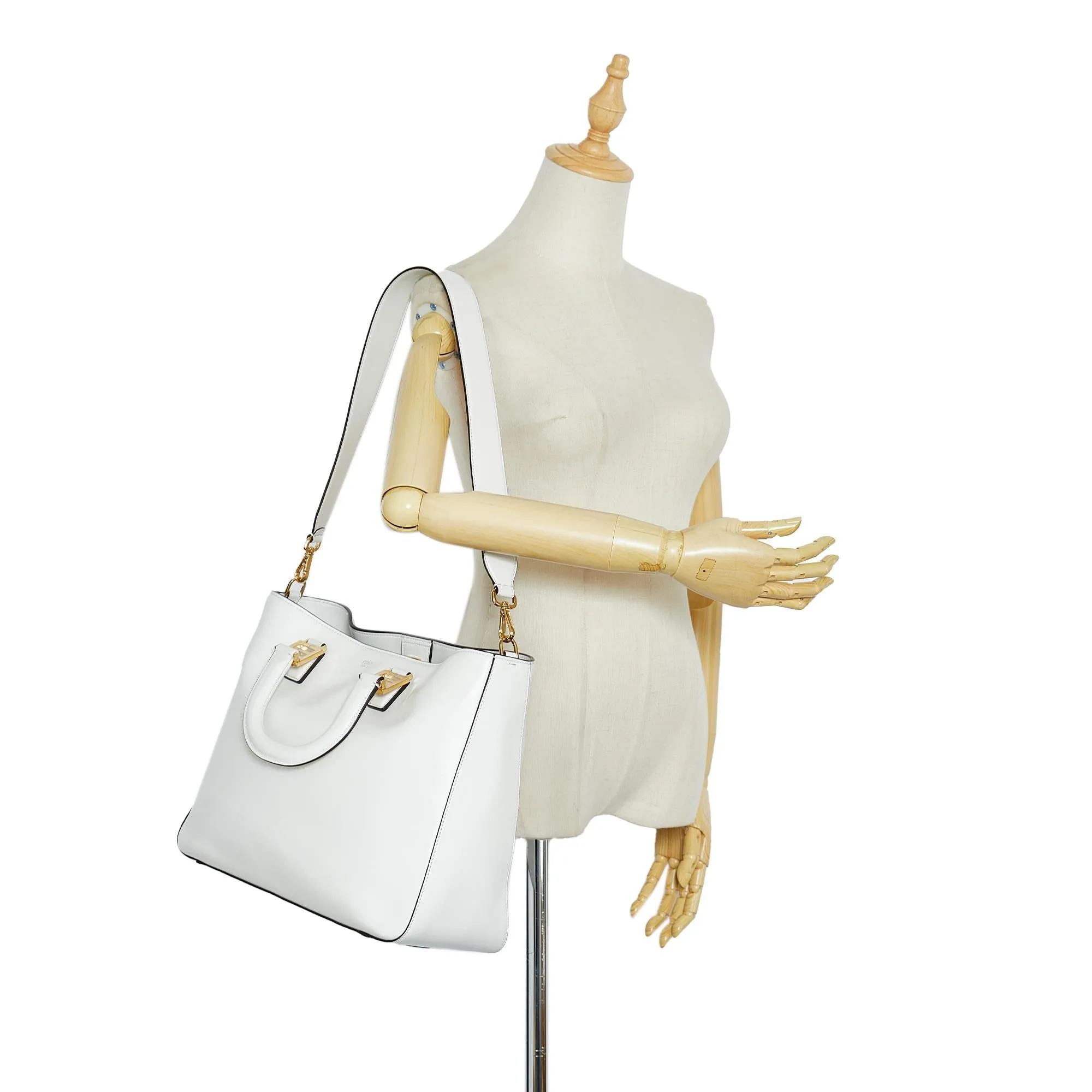 Fendi Medium Glacier FF Tote (SHG-UPL37F)