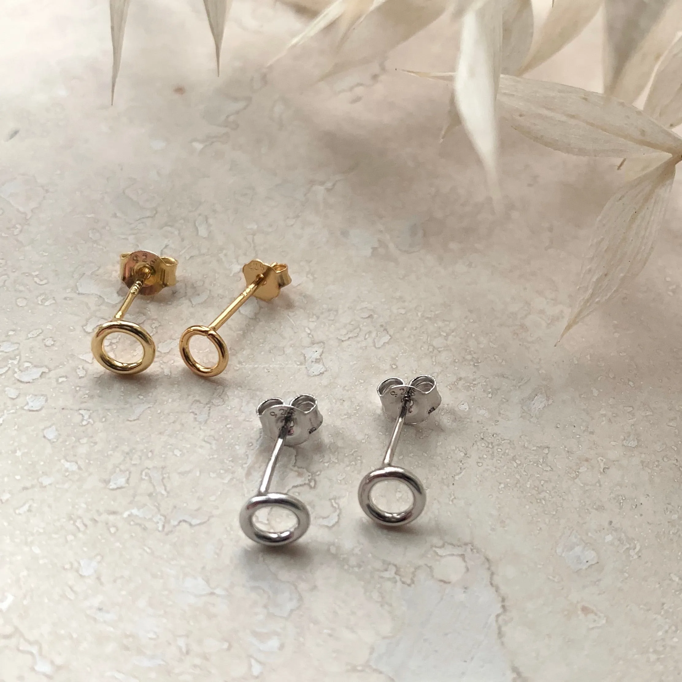 Micro Circle Studs