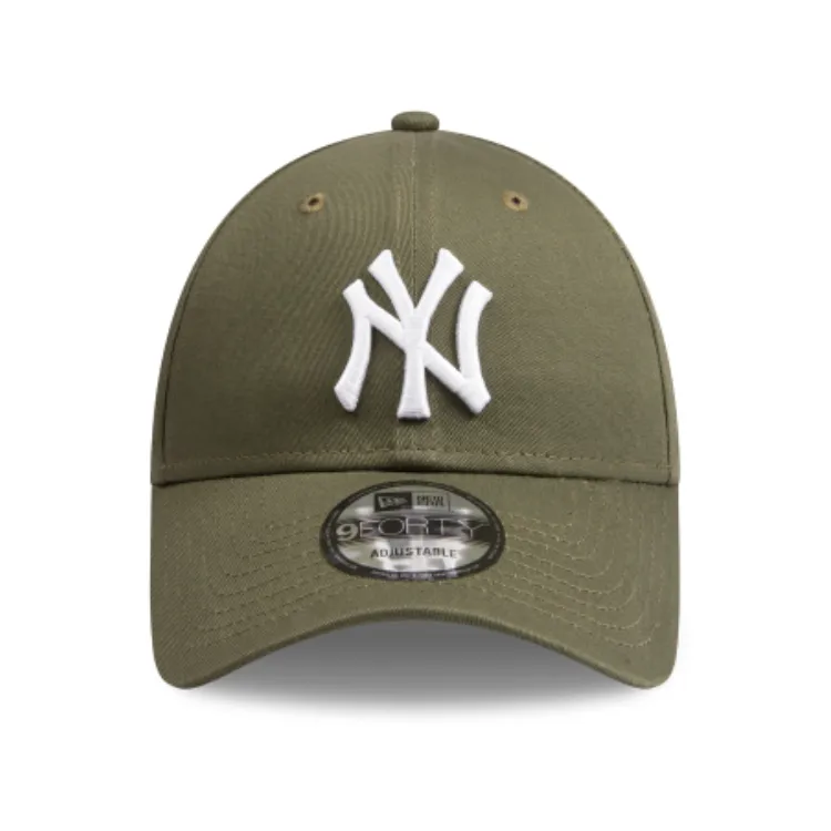 New Era New York Yankees 9FORTY - New Olive/White