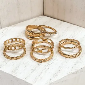 Set of 8 | Classic Chain and Crystal Ring Set in Gold Tone