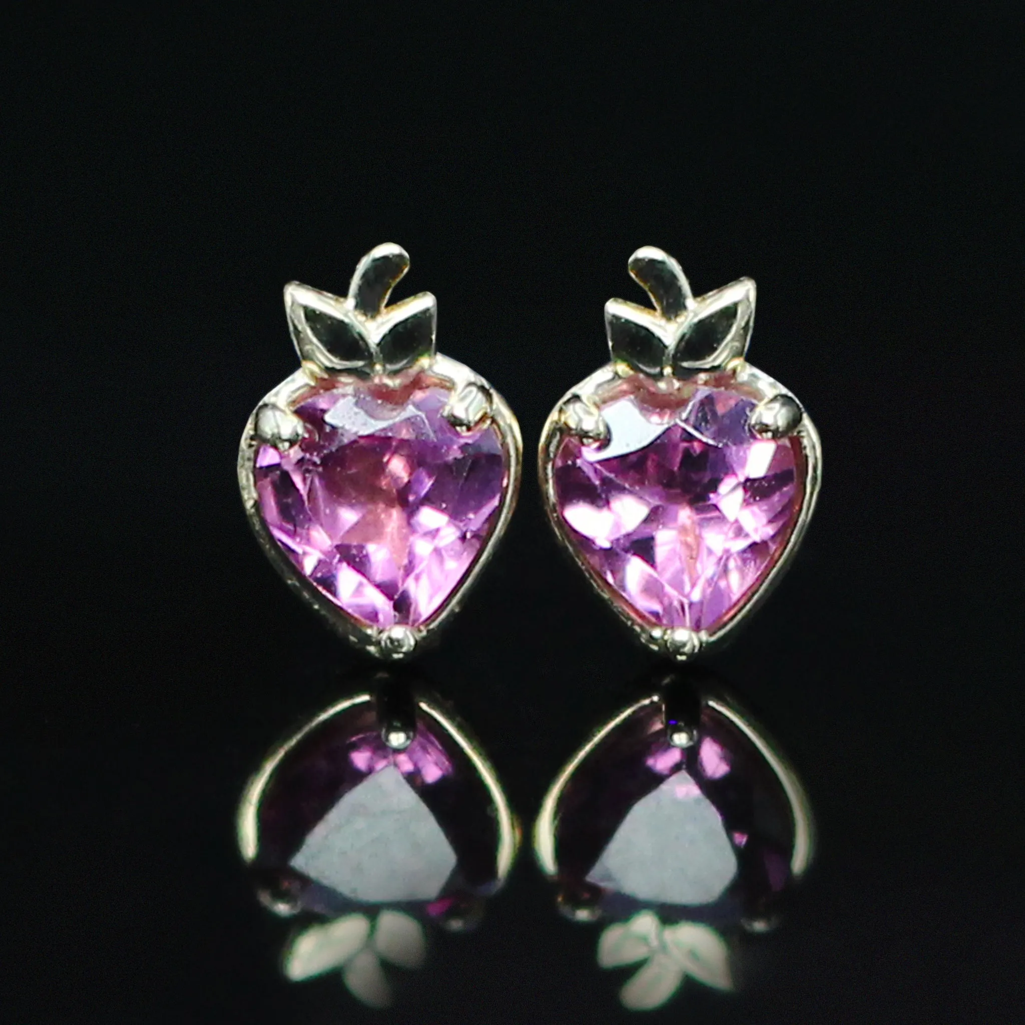 Strawberry Fruit Studs- Rhodolite Garnets